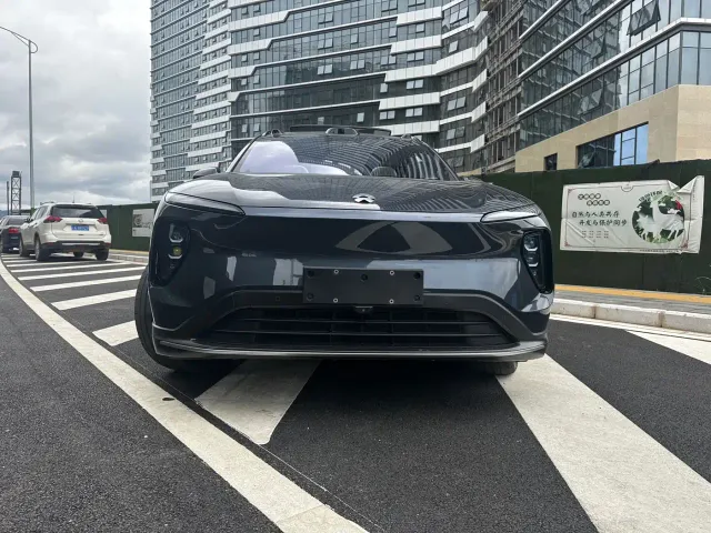Nio ES6 — Фото автомобиля 2
