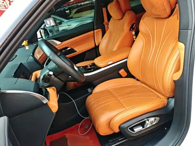 Xpeng G9 — Фото автомобиля 14