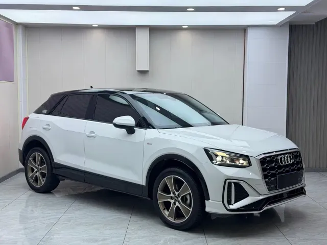 Audi Q2L — Фото автомобиля 3