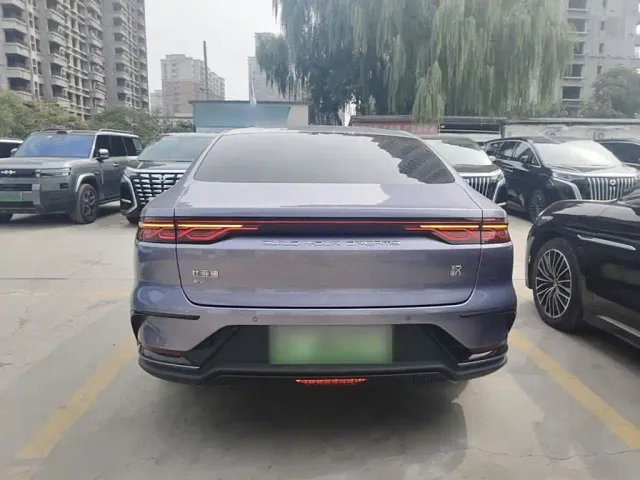 BYD Han 2024 EV Glory Edition 605KM FWD Premium — Фото автомобиля 5