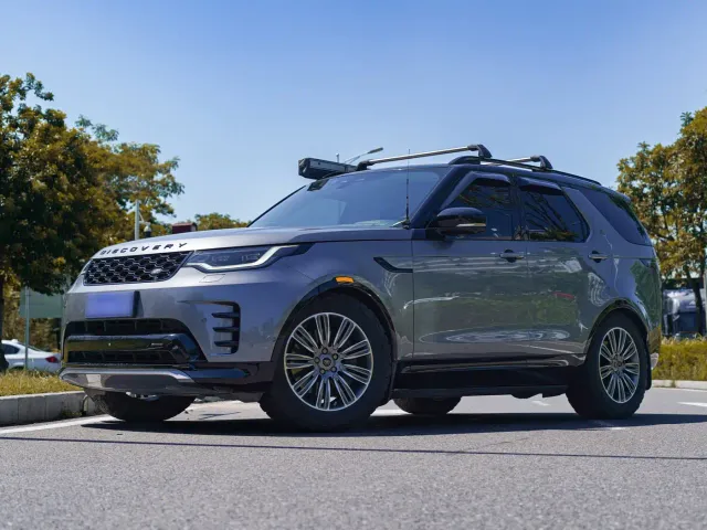 Land Rover Discovery — Фото автомобиля 3