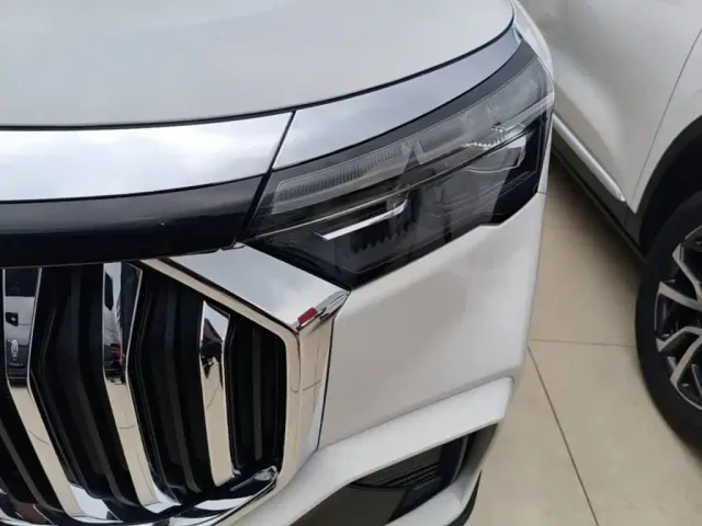 Geely Haoyue L — Фото автомобиля 23