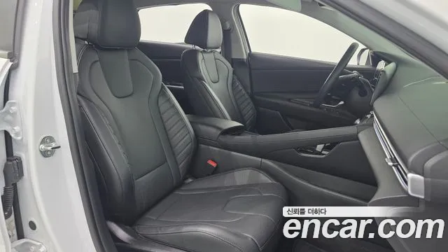 Hyundai Avante CN7 — Фото автомобиля 24