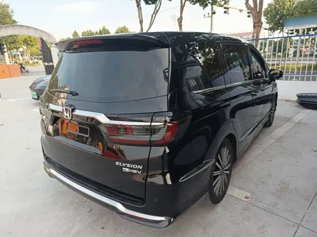 Honda Elysion 2022 2.0L e:HEV Luxury — Фото автомобиля 6