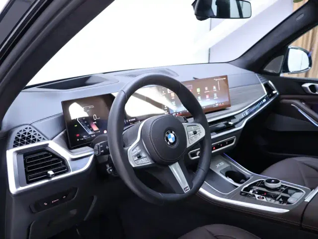 BMW X5 — Фото автомобиля 11
