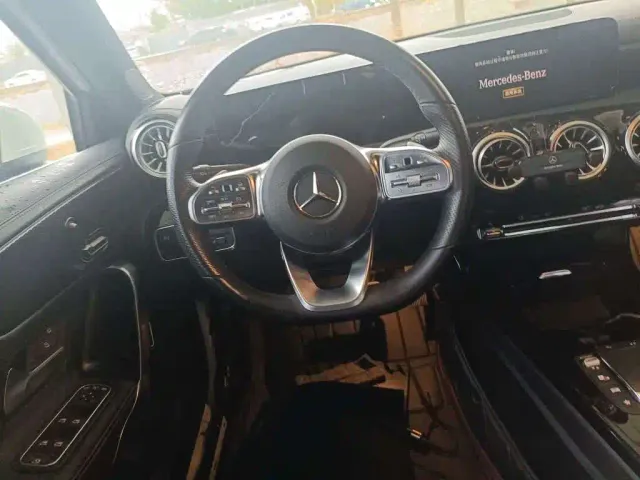 Mercedes-Benz A-Class — Фото автомобиля 9