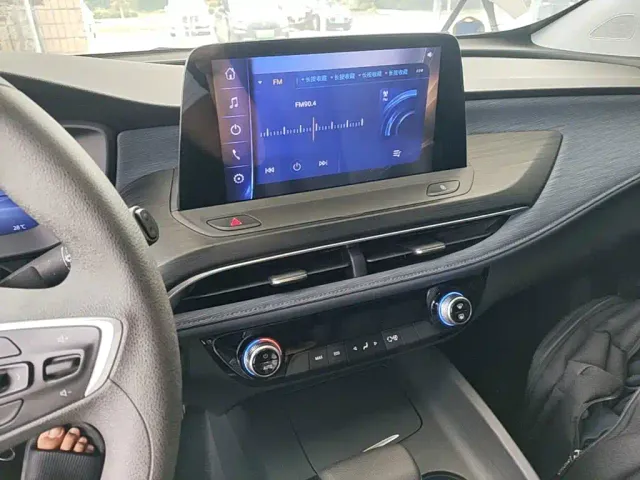 Buick Velite 6 — Фото автомобиля 8