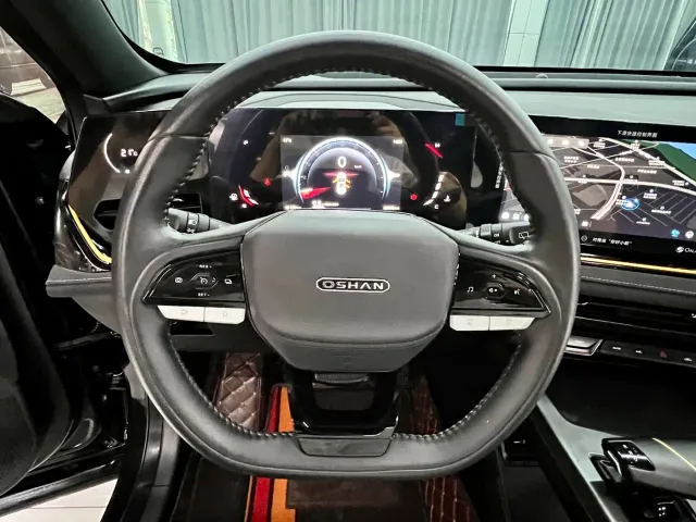 Changan X5 Plus — Фото автомобиля 11