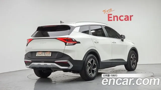 Kia Sportage Sportage 5-е поколение Дизель 2.0 2WD — Фото автомобиля 2