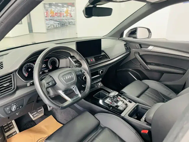 Audi Q5L — Фото автомобиля 6
