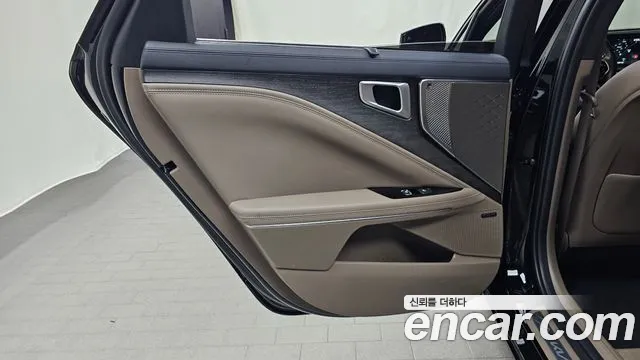 Kia K8 K8 Hybrid — Фото автомобиля 13