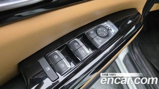 Kia Carnival Generation 4 — Фото автомобиля 19