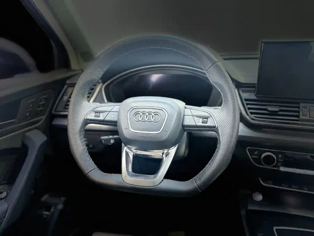 Audi Q5L — Фото автомобиля 12