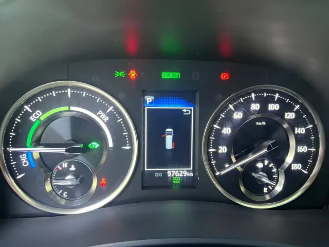 Toyota Alphard — Фото автомобиля 8
