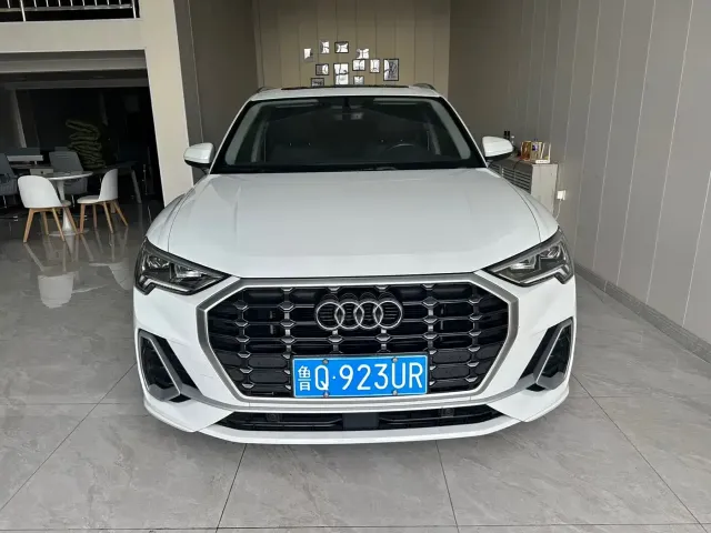 Audi Q3 — Фото автомобиля 2