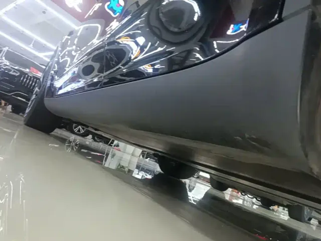 Tesla Model Y — Фото автомобиля 21