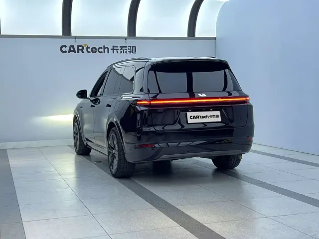 Li Auto L9 — Фото автомобиля 4