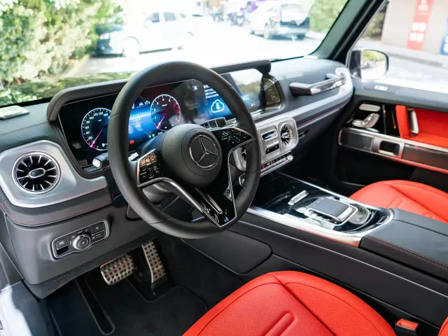 Mercedes-Benz G-Class — Фото автомобиля 10