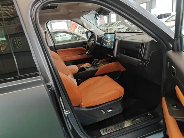 Haval H9 — Фото автомобиля 24
