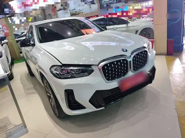 BMW X4 — Фото автомобиля 3