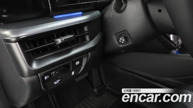 Hyundai Grandeur GN7 — Фото автомобиля 27
