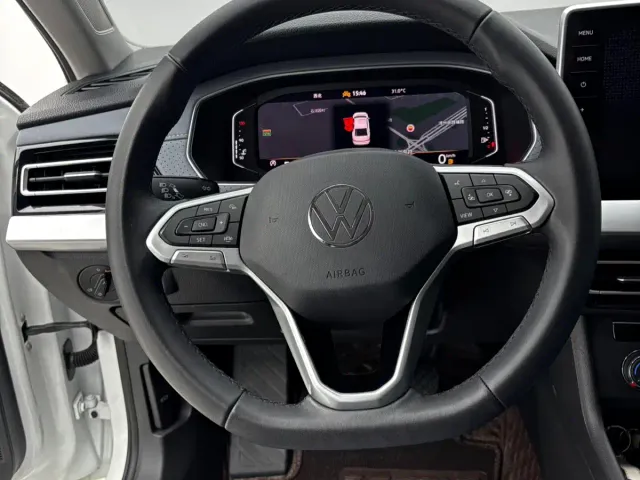 Volkswagen Lavida — Фото автомобиля 9