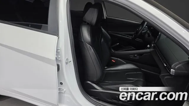 Hyundai AVANTE Avante (CN7) — Фото автомобиля 26