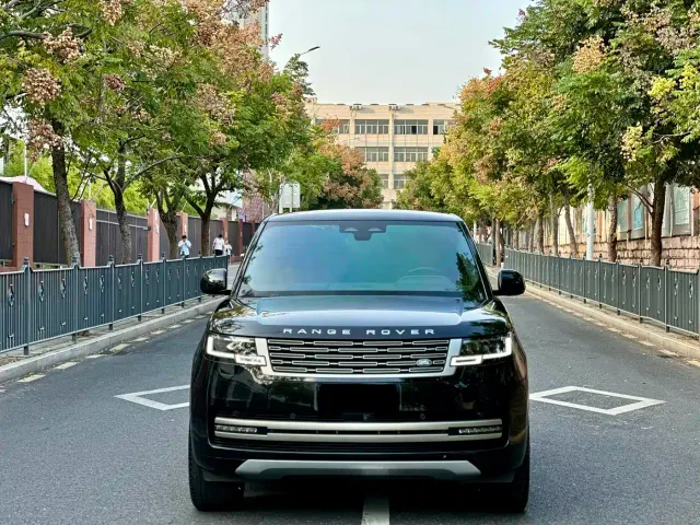 Land Rover Range Rover — Фото автомобиля 2