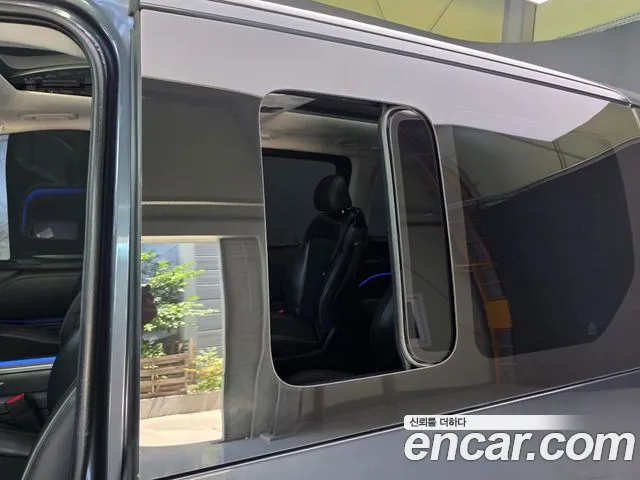 Hyundai Staria — Фото автомобиля 12