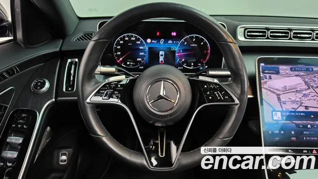 Mercedes-Benz S-Class — Фото автомобиля 12