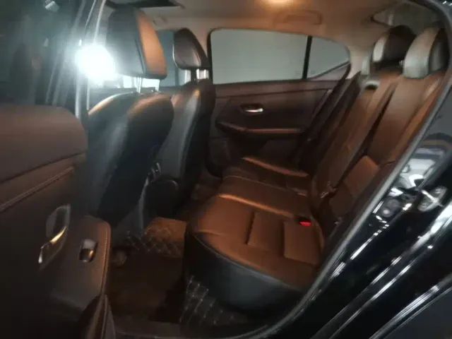 Nissan Sylphy — Фото автомобиля 16