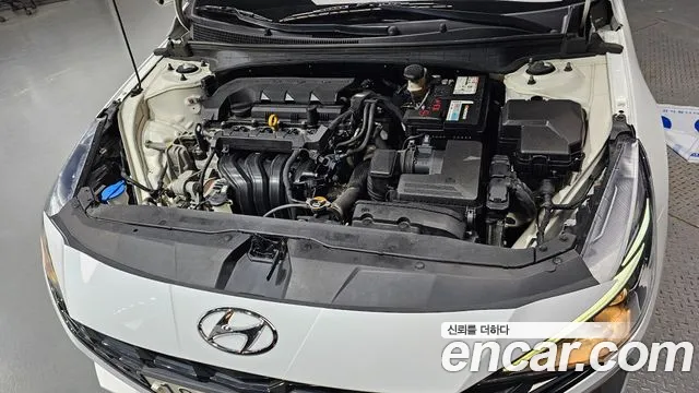Hyundai AVANTE Avante (CN7) — Фото автомобиля 6