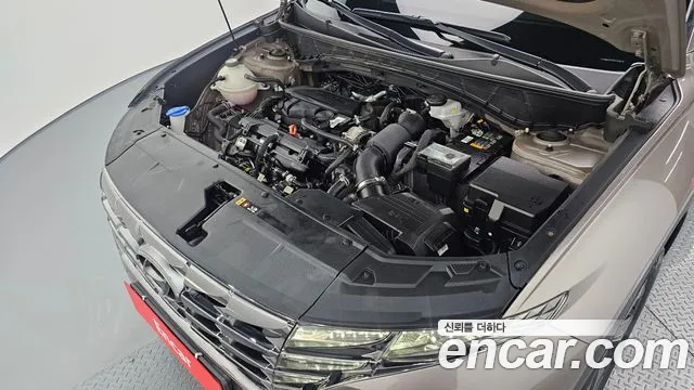 Hyundai Tucson Tucson (NX4) Бензин 1.6 турбо 2WD — Фото автомобиля 15