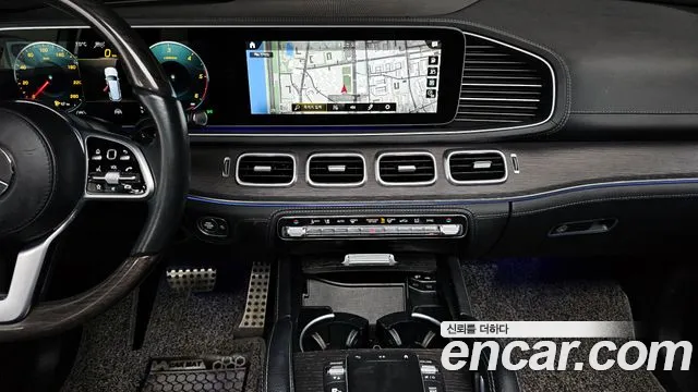 Mercedes-Benz GLS-Class — Фото автомобиля 14