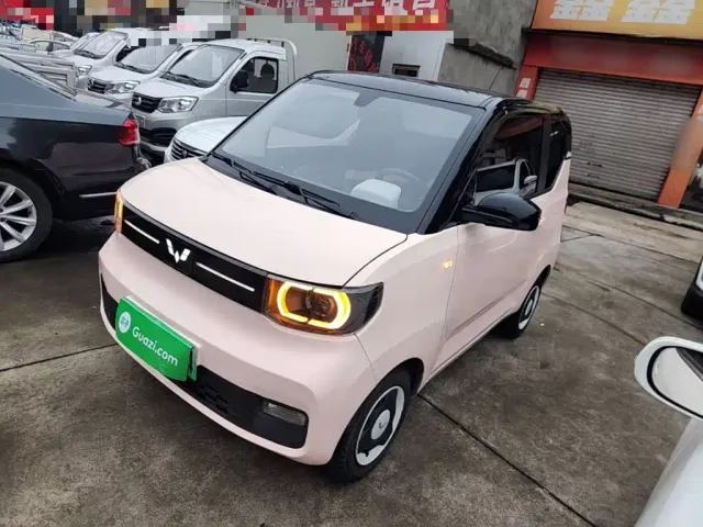 Фотография автомобиля — Wuling Hongguang Mini EV