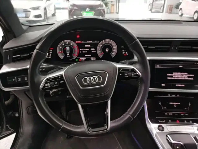 Audi A6L — Фото автомобиля 10