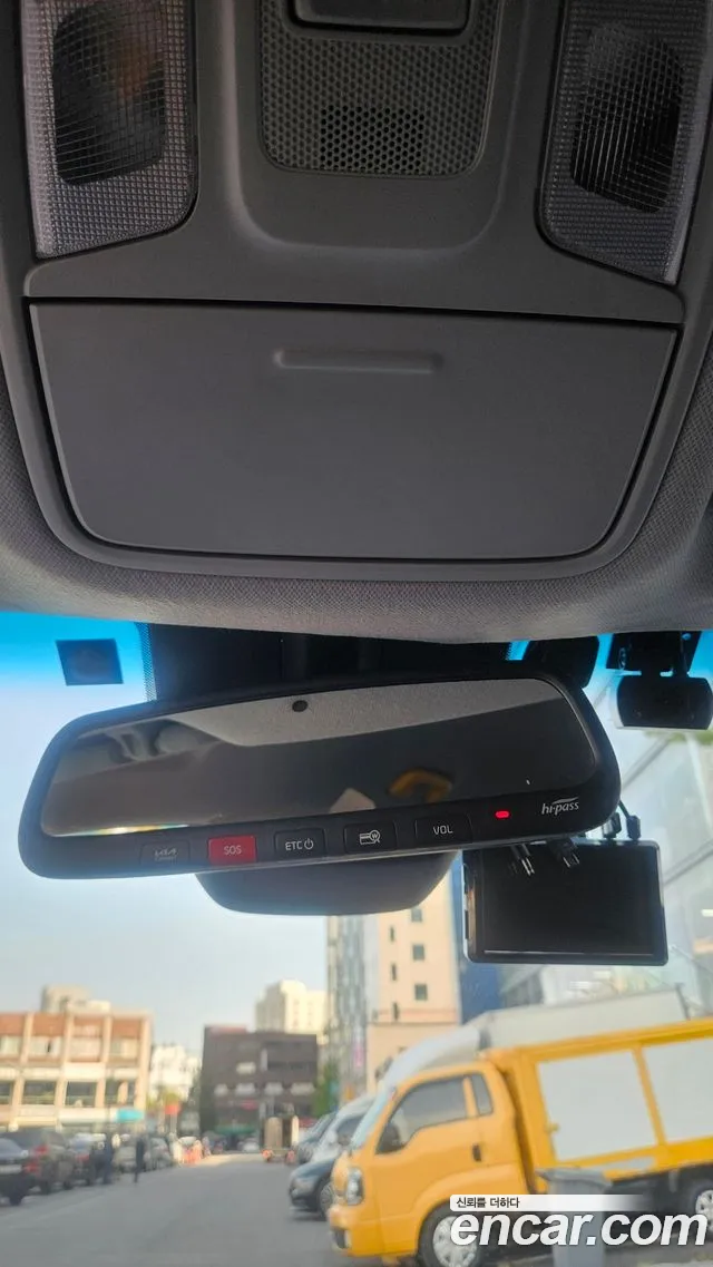 Kia Niro — Фото автомобиля 15