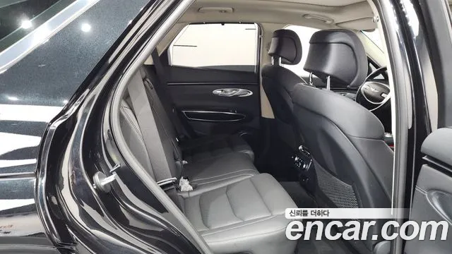 Genesis GV70 2.5T Бензин AWD — Фото автомобиля 12