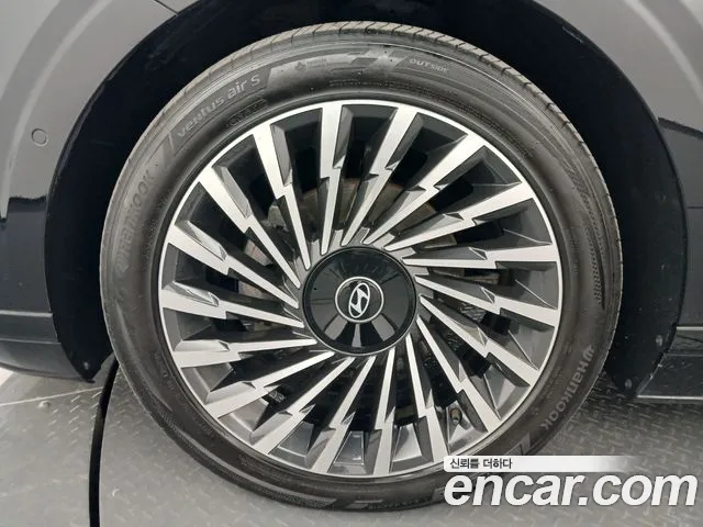 Hyundai Grandeur GN7 — Фото автомобиля 5