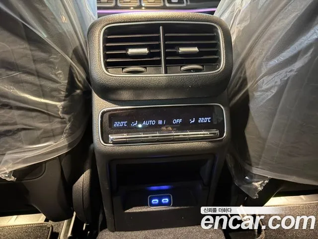 Mercedes-Benz GLE-Class — Фото автомобиля 16