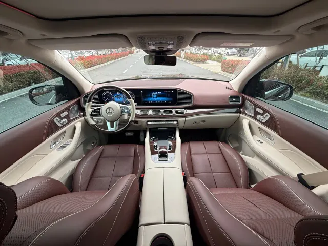 Mercedes-Benz Maybach GLS — Фото автомобиля 9