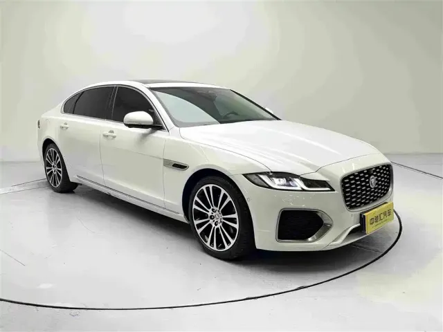Jaguar Jaguar XFL 2022 XFL 2.0T P250 2WD Premium Luxury — Фото автомобиля 3