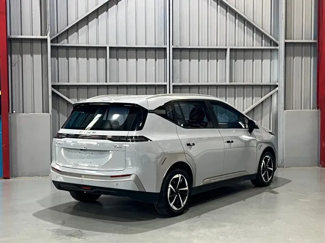 GAC Aion Y — Фото автомобиля 7