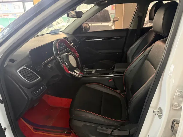 Kia Seltos — Фото автомобиля 10