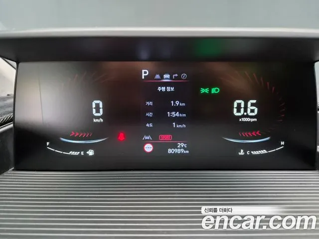 Hyundai Staria — Фото автомобиля 9