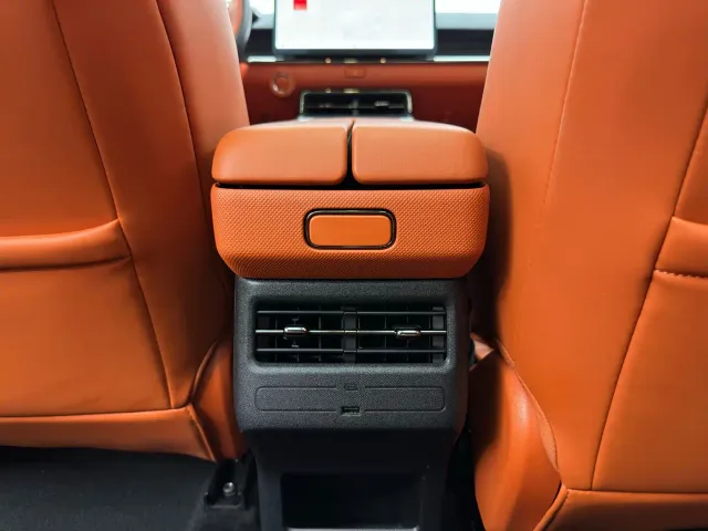 Toyota BoZhi 3X — Фото автомобиля 14