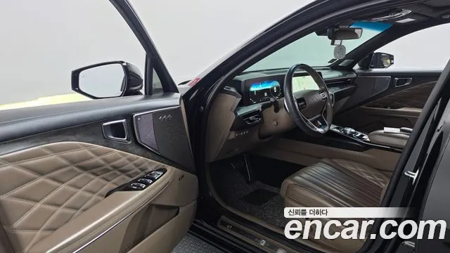 Kia K8 Hybrid — Фото автомобиля 10