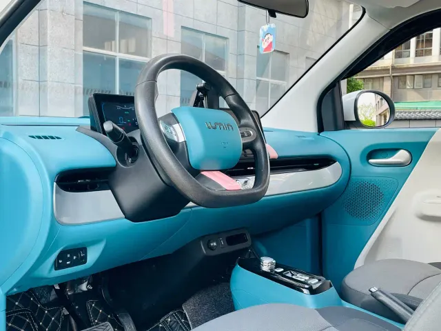 Changan Lumin — Фото автомобиля 16