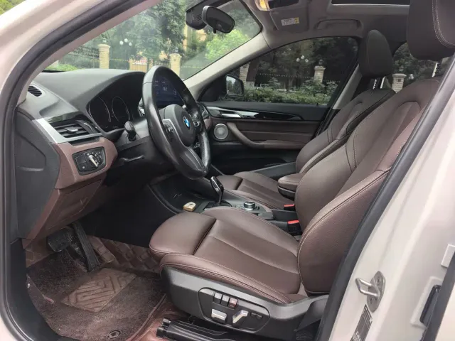 BMW X1 — Фото автомобиля 4