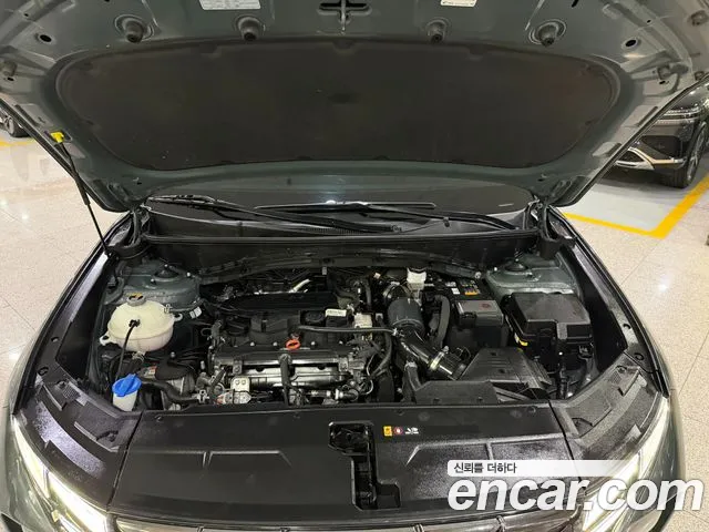 Hyundai Tucson Tucson (NX4) Бензин 1.6 Turbo 4WD — Фото автомобиля 17